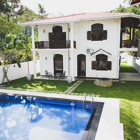Villa Frangipani Galle Buitenkant foto