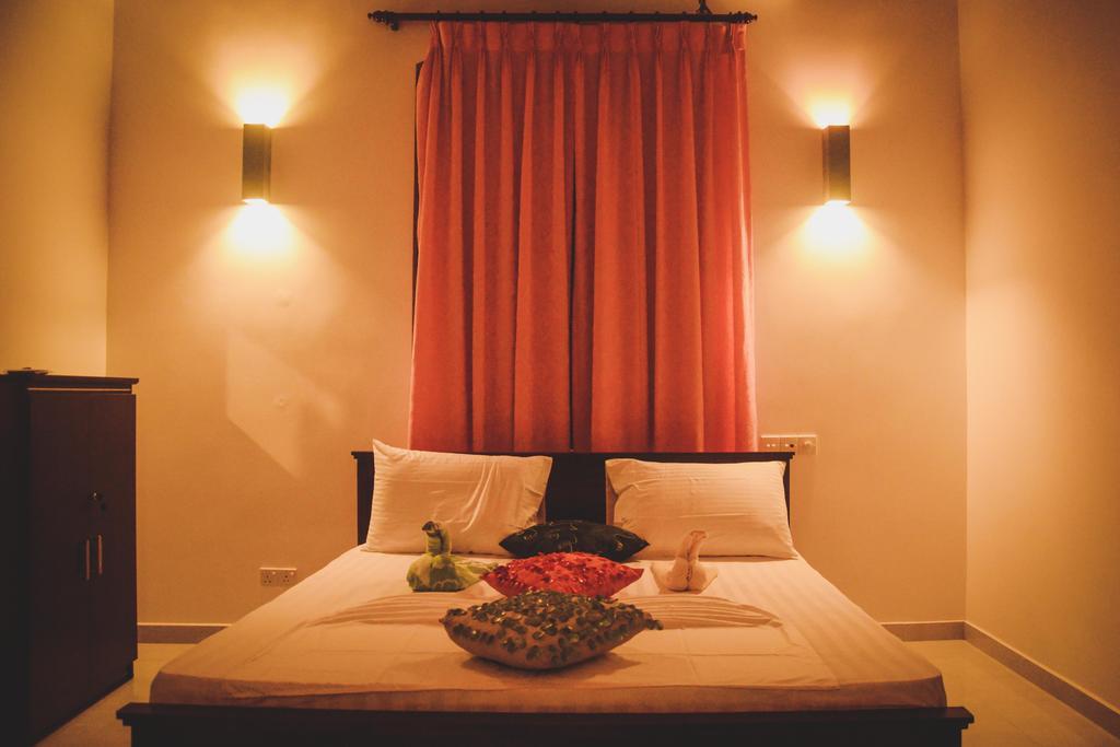 Villa Frangipani Galle Kamer foto