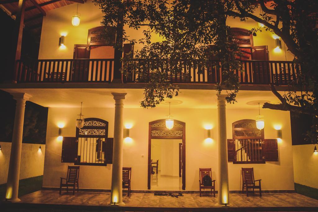 Villa Frangipani Galle Buitenkant foto