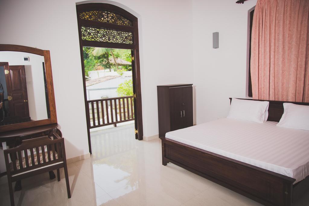 Villa Frangipani Galle Buitenkant foto