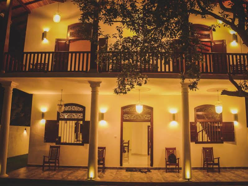 Villa Frangipani Galle Buitenkant foto